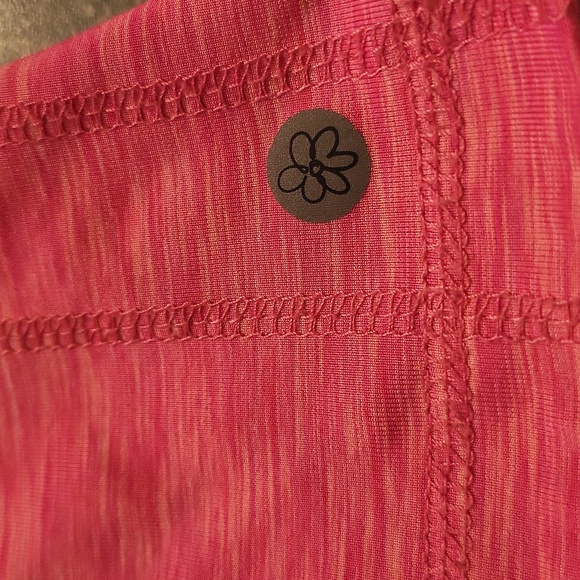 Jill pink zip up fitted hoodie - Picture 4 of 6